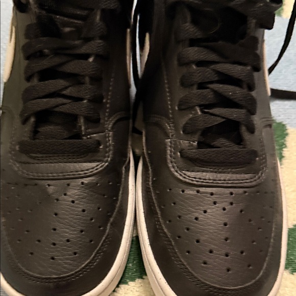 Nike Black and White High-Top Sneakers - Picture 5 of 7